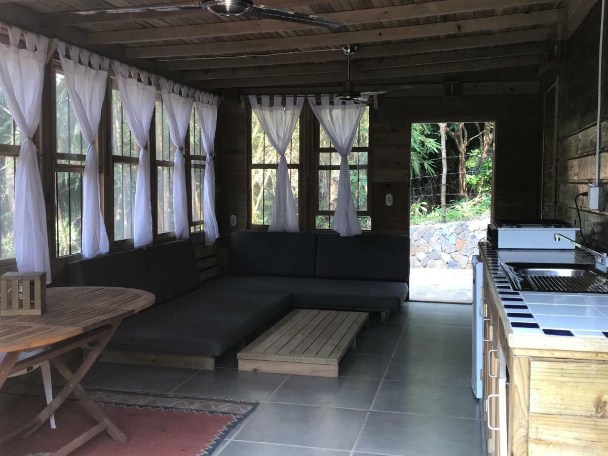 Roatan Bed & Breakfast Apartments เวสต์เอนด์ ภายนอก รูปภาพ